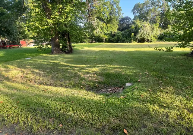2nd image of 1421 W Lobitt St, Alvin, TX 77511 | MLS# 64681462