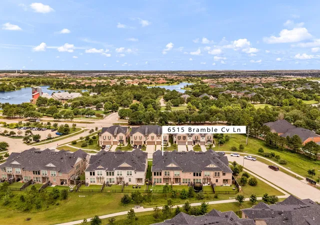2nd image of 6515 Bramble Cove Ln, Fulshear, TX 77441 | MLS# 92731416