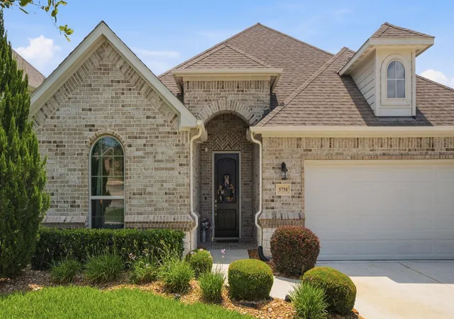 Photo 3 of Single family home for sale at 5758 Lakeside Villas Ct, Conroe, TX 77304 | MLS# 23864666 | Listing updated on 2026-06-21