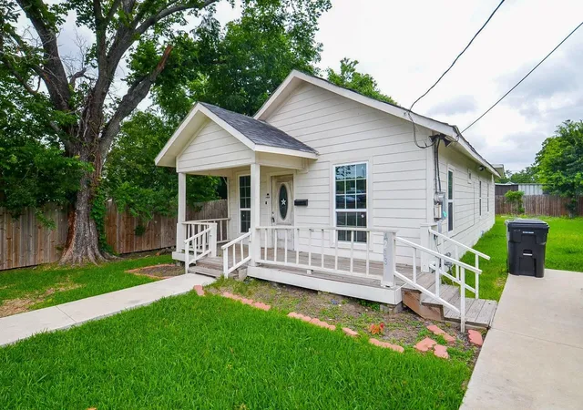 2nd image of 4203 New Orleans St, Houston, TX 77020 | MLS# 16060383