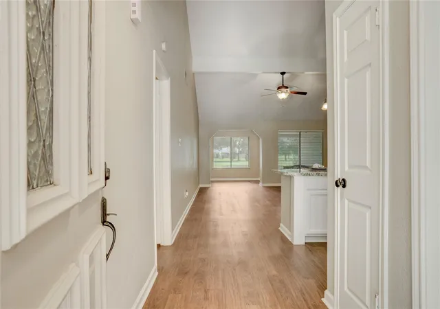 Homes for sale in Pearland, TX | 686 W Country Grove Cir, Pearland, TX 77584 | MLS# 41424143