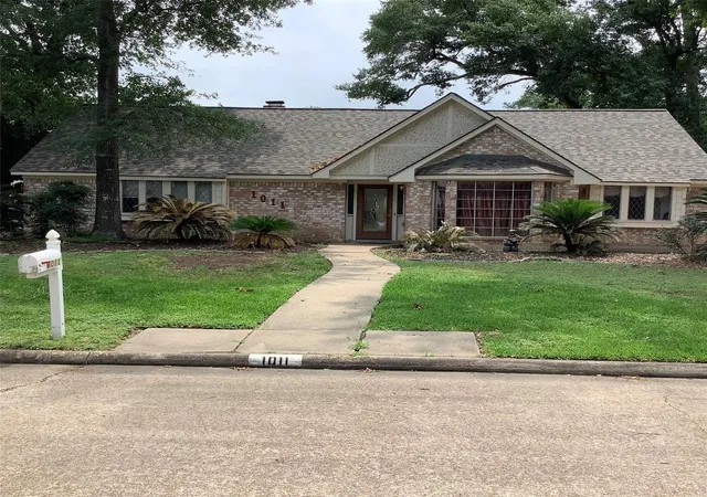 Homes for sale in Houston, TX | 1011 Misty Lea Lane, Houston, TX 77090 | MLS# 94118488