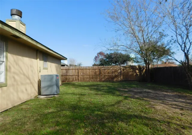 Homes for sale in Houston, TX | 8215 Quail Hills Dr, Houston, TX 77489 | MLS# 18134556