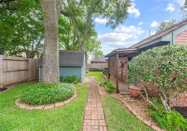 Photo 2 of Sale Pending at 3323 Autumn Brg Ln, Houston, TX 77084 | MLS# 43868449 | Listing updated on 2026-09-03