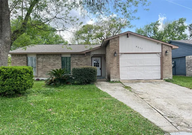 Photo 1 of Single family home for sale at 6231 Holw Pines Dr, Houston, TX 77049 | MLS# 14470933 | Listing updated on 2026-08-29