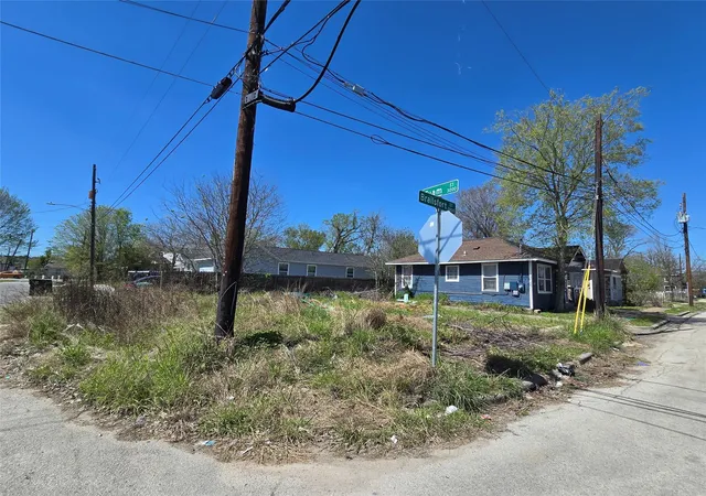 4th image of 2812 Brailsfort St, Houston, TX 77004 | MLS# 94137193