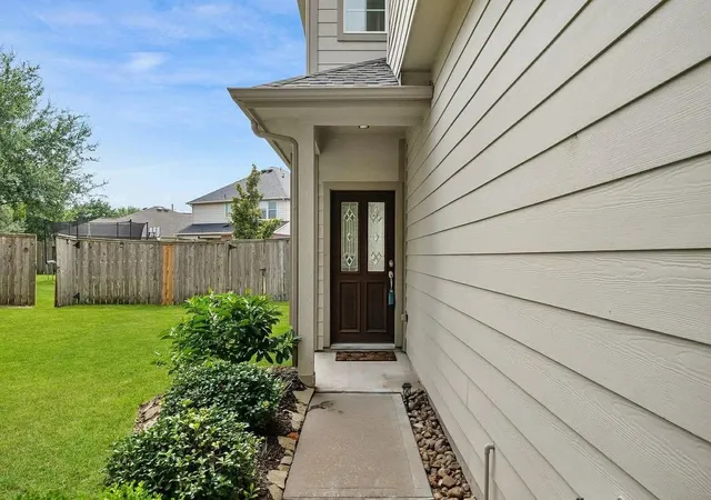 2nd image of 24606 Folkstone Cir, Katy, TX 77494 | MLS# 10114638