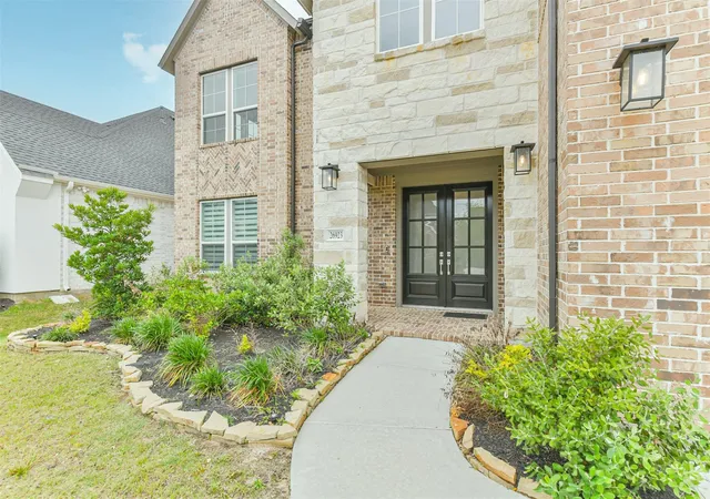2nd image of 26923 Longwood Ledge Dr, Spring, TX 77389 | MLS# 54189655