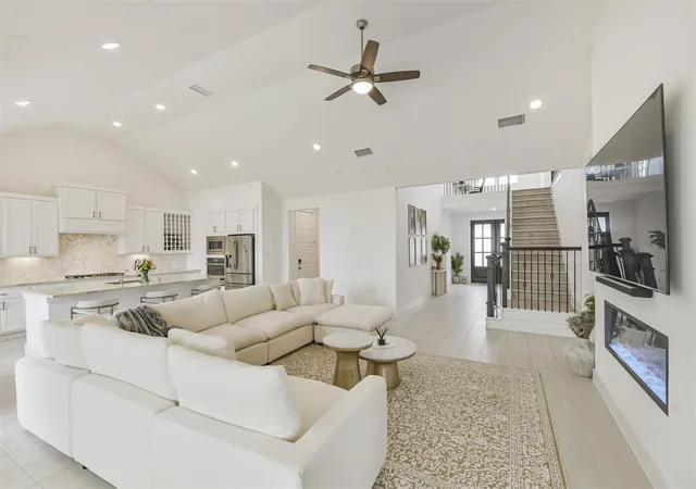 5th image of 26923 Longwood Ledge Dr, Spring, TX 77389 | MLS# 54189655