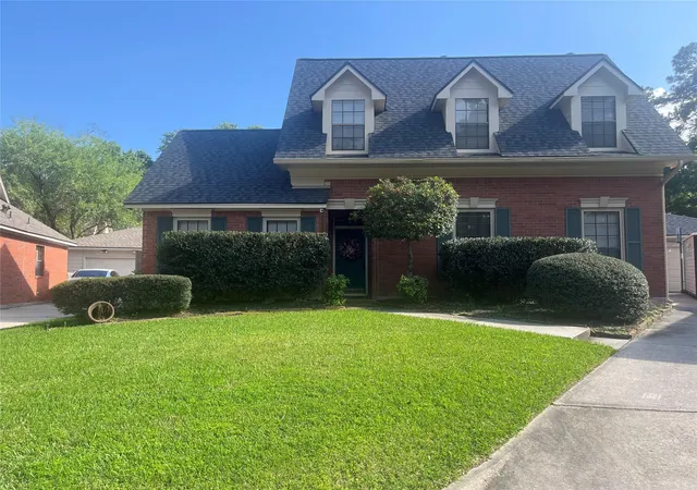 Photo 1 of Sale Pending at 3502 Fern River Dr, Kingwood, TX 77345 | MLS# 32690288 | Listing updated on 2026-09-16
