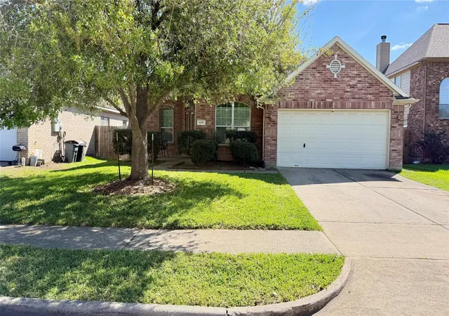 1st image of 4039 Hawthorne Glen Ct, Fresno, TX 77545 | MLS# 98408057