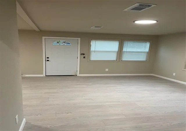 27th image of 4395 El Paso St, Beaumont, TX 77703 | MLS# 69009959