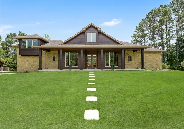 Photo 3 of Single family home for sale at 18 Smith Loop N, Cleveland, TX 77327 | MLS# 53082110 | Listing updated on 2026-03-30