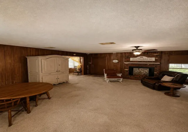 4th image of 204 Gerald St, Willis, TX 77378 | MLS# 69898025