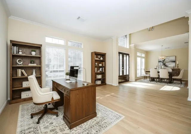 Photo 4 of Single family home for sale at 12236 S Shadow Cvs Dr, Houston, TX 77082 | MLS# 47170521 | Listing updated on 2026-08-27