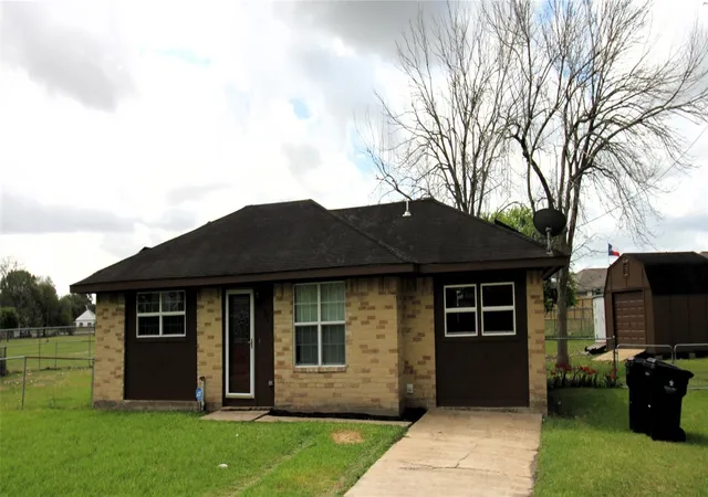 Homes for sale in Beasley, TX | 303 N 9th St, Beasley, TX 77417 | MLS# 86160063