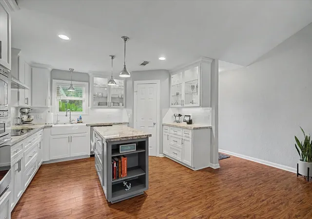 Photo 4 of Sale Pending at 6041 Lazy Ln, Brazoria, TX 77422 | MLS# 97348413 | Listing updated on 2026-10-03