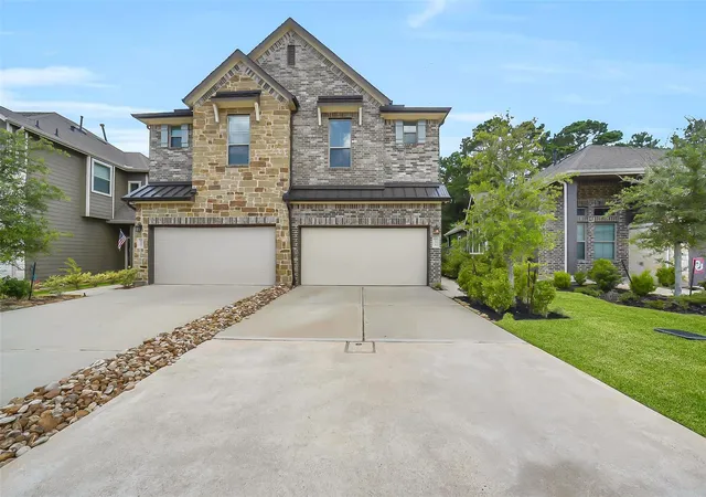 Photo 1 of Townhouse for sale at 231 S Spotted Fern Dr, Montgomery, TX 77316 | MLS# 26872079 | Listing updated on 2026-08-25