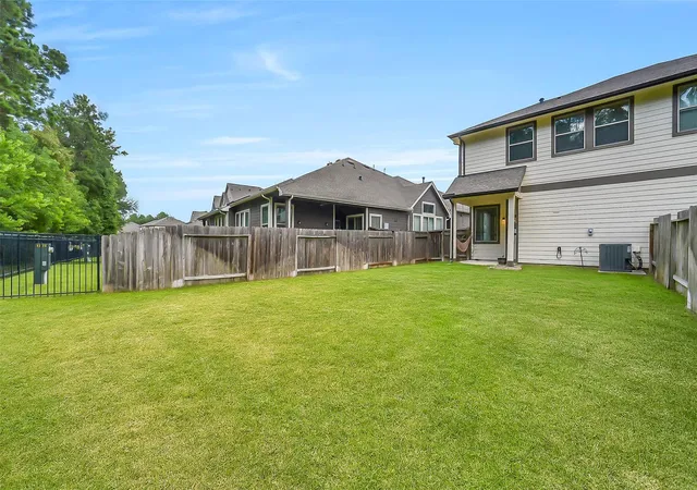 Photo 30 of Townhouse for sale at 231 S Spotted Fern Dr, Montgomery, TX 77316 | MLS# 26872079 | Listing updated on 2026-08-25