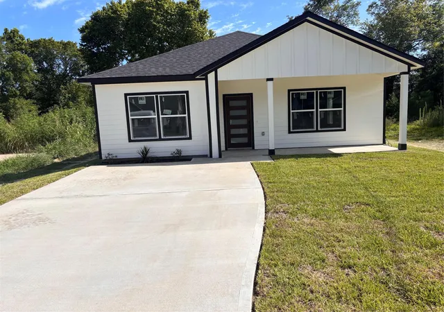 Photo 1 of Sale Pending at 2429 Boss St, La Marque, TX 77568 | MLS# 76360753 | Listing updated on 2026-09-12
