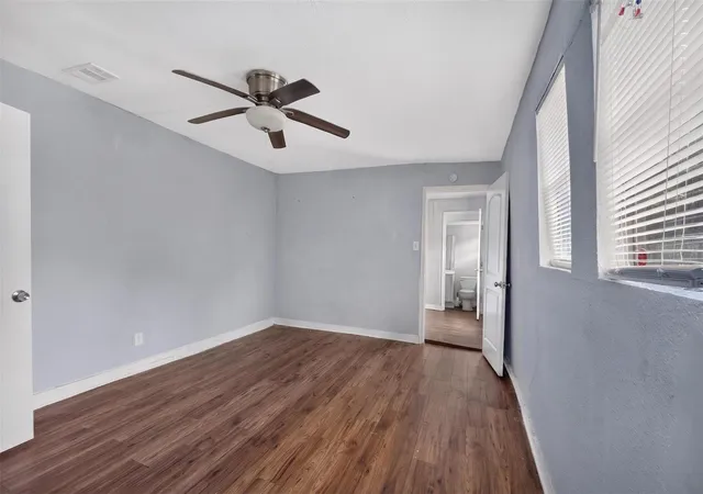 4th image of 11407 Duane St, Houston, TX 77047 | MLS# 10073637