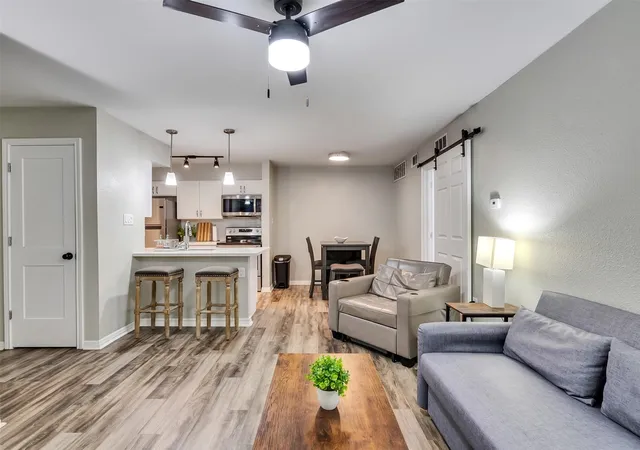 5th image of 250 El Dorado Blvd #150, Houston, TX 77598 | MLS# 63873881