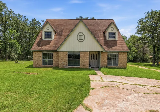 Photo 3 of Sale Pending at 5125 Sandy Crk Ln, Brenham, TX 77833 | MLS# 11375163 | Listing updated on 2026-09-09