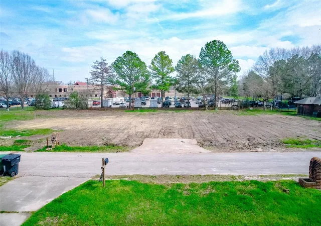 Photo 3 of Land for sale at 8524 Observatory St, Houston, TX 77088 | MLS# 96982766 | Listing updated on 2026-09-20