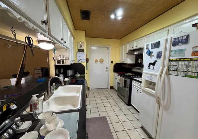 4th image of 13630 Runney Meade Dr, Sugar Land, TX 77498 | MLS# 4268925