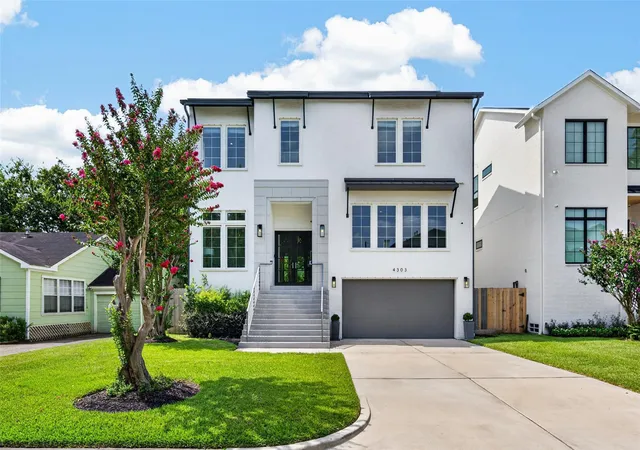 Photo 2 of Single family home for sale at 4303 Dorothy St, Bellaire, TX 77401 | MLS# 4676542 | Listing updated on 2026-09-20
