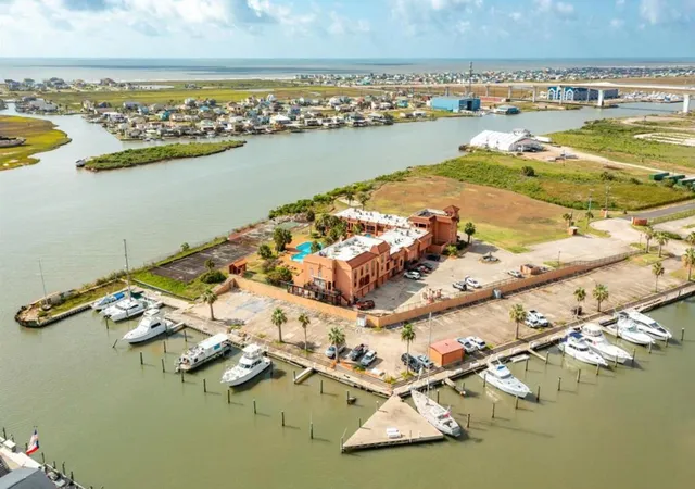 3rd image of 411 Sailfish Ave #102, Freeport, TX 77541 | MLS# 45672292