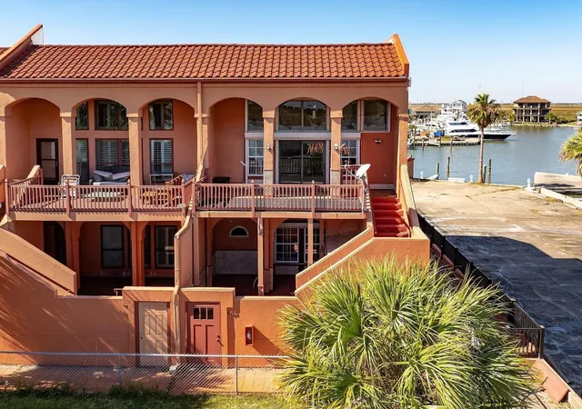 5th image of 411 Sailfish Ave #102, Freeport, TX 77541 | MLS# 45672292