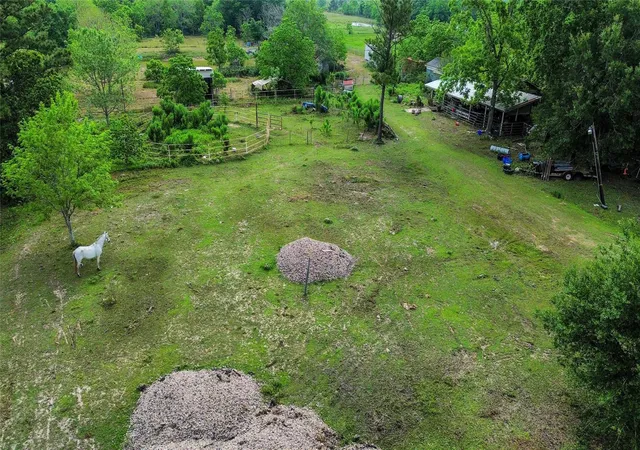 17th image of 124 County Road 621, Dayton, TX 77535 | MLS# 71090123