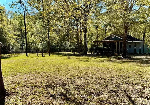 Photo 4 of Single family home for sale at 690 Jim Fenley Loop, Lufkin, TX 75901 | MLS# 92360349 | Listing updated on 2026-06-26