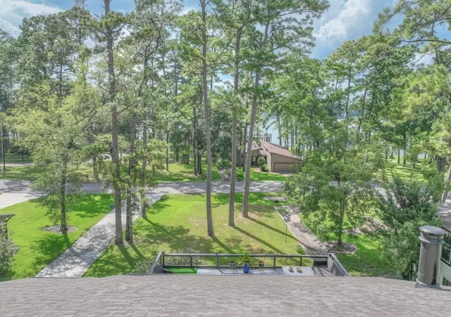 2nd image of 15696 Lakeway Dr, Willis, TX 77318 | MLS# 14776305
