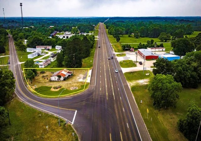 Homes for sale in Huntsville, TX | 3692 State Hwy 19, Huntsville, TX 77320 | MLS# 78297444