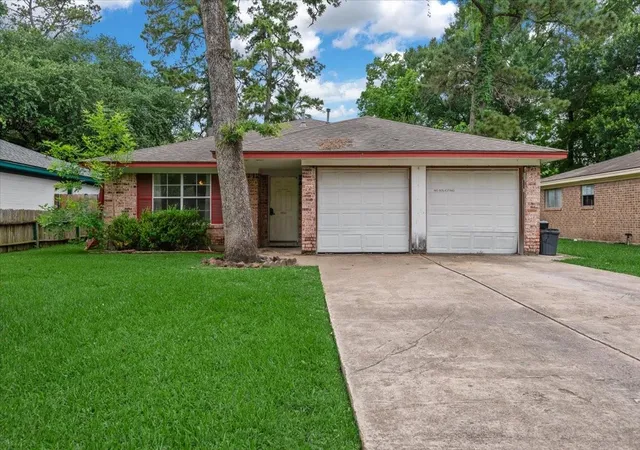 Homes for sale in Spring, TX | 23011 Bayleaf Dr, Spring, TX 77373 | MLS# 24130523