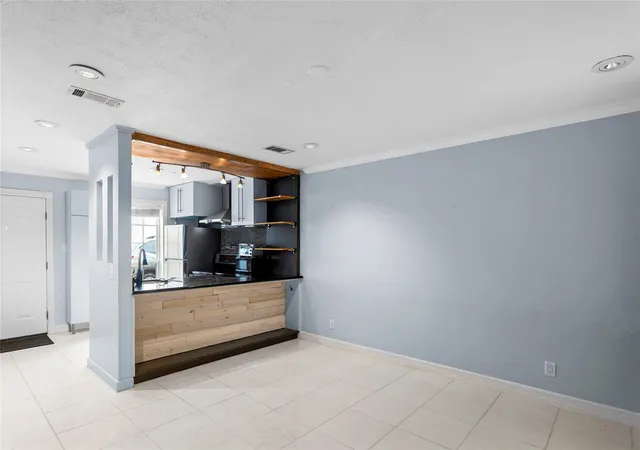 3rd image of 1205 Autrey St, Houston, TX 77006