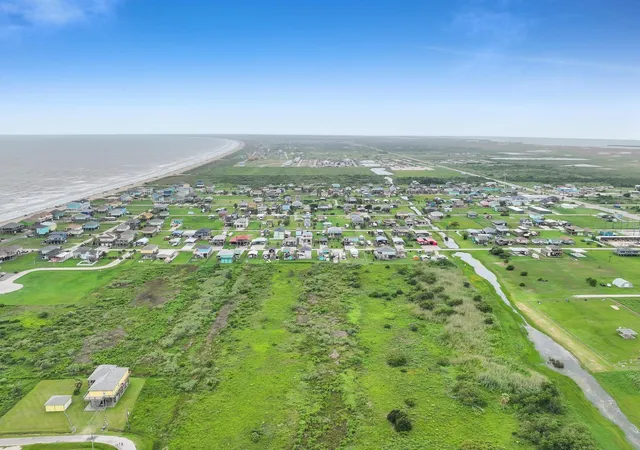 17th image of 955 O Neil Rd, Port Bolivar, TX 77650 | MLS# 54378285