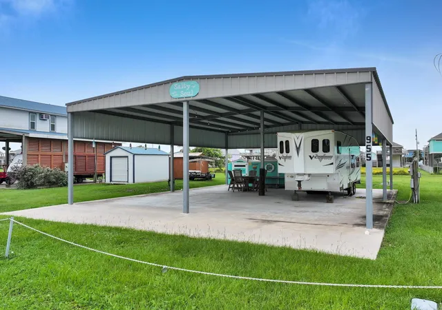 2nd image of 955 O Neil Rd, Port Bolivar, TX 77650 | MLS# 54378285