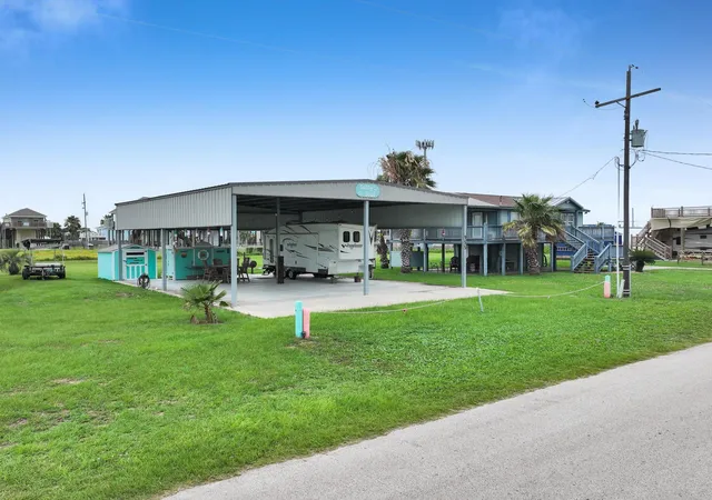 Photo 3 of Land for sale at 955 O Neil Rd, Port Bolivar, TX 77650 | MLS# 54378285 | Listing updated on 2026-06-17