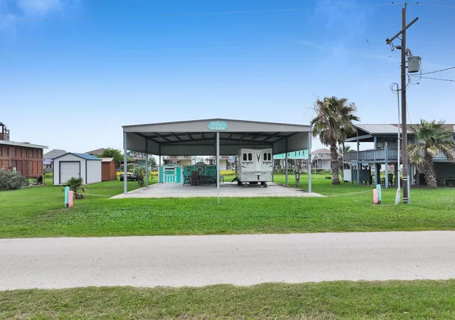 Photo 3 of Land for sale at 955 O Neil Rd, Port Bolivar, TX 77650 | MLS# 54378285 | Listing updated on 2026-06-17