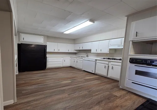 5th image of 122 S Willow St, Texas City, TX 77591 | MLS# 14272777