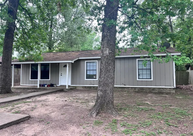 1st image of 444 Stevens Ln, Livingston, TX 77351 | MLS# 85992396