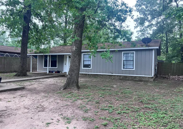2nd image of 444 Stevens Ln, Livingston, TX 77351 | MLS# 85992396
