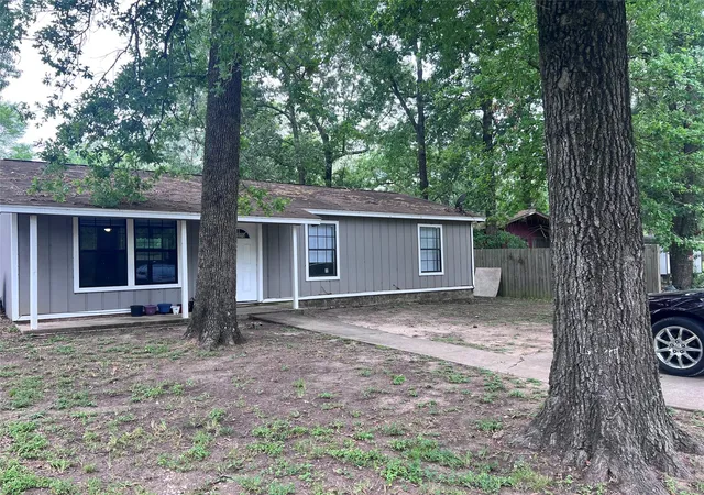 3rd image of 444 Stevens Ln, Livingston, TX 77351 | MLS# 85992396