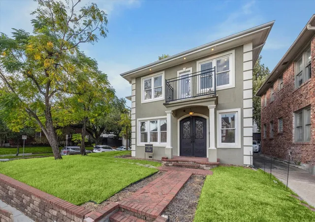 3rd image of 1220 W Gray St, Houston, TX 77019 | MLS# 58088278