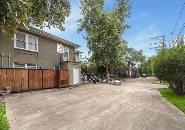 50th image of 1220 W Gray St, Houston, TX 77019 | MLS# 58088278