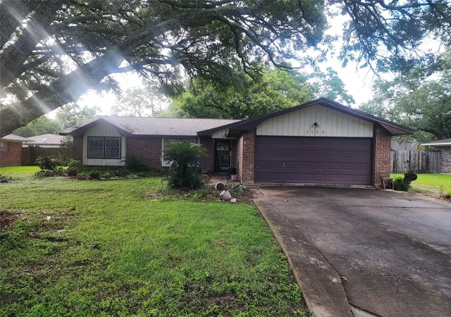 Homes for sale in Bay City, TX | 3009 Del Monte Ave, Bay City, TX 77414 | MLS# 92136857