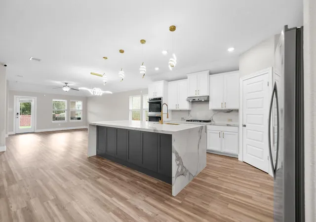 Photo 2 of Single family home for sale at 2082 Gadwall Dr, Conroe, TX 77384 | MLS# 16160568 | Listing updated on 2026-09-06